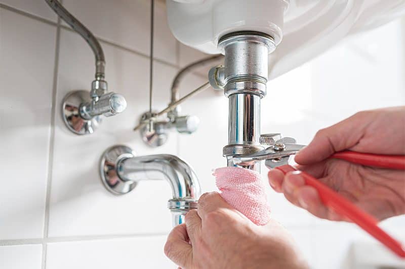 residential-plumbing-wrench residential-plumbing-wrench